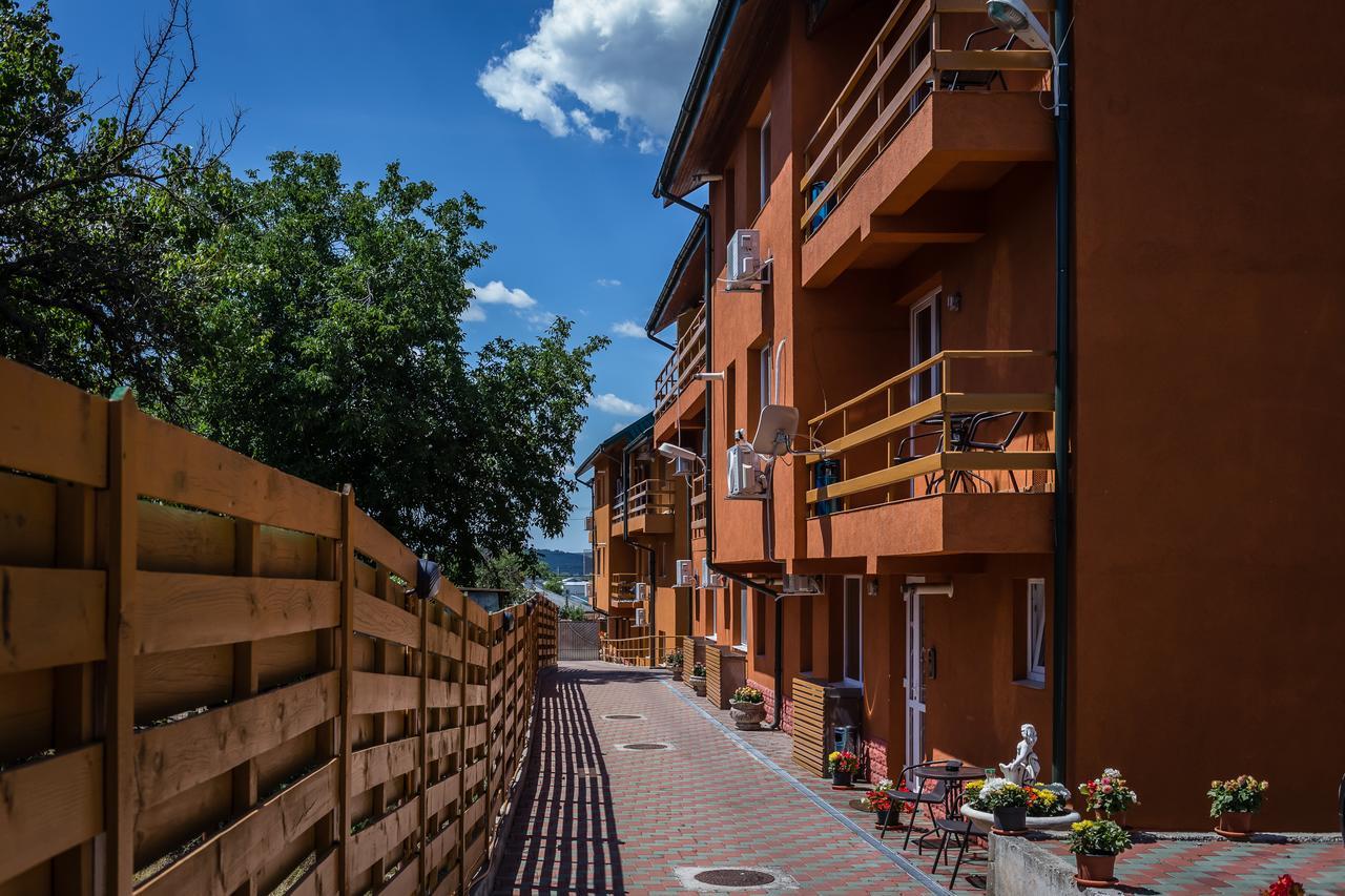 Cleopatra Residence Iasi Ngoại thất bức ảnh