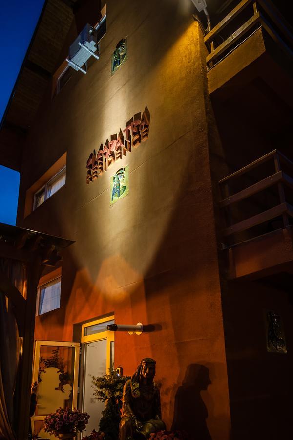Cleopatra Residence Iasi Ngoại thất bức ảnh