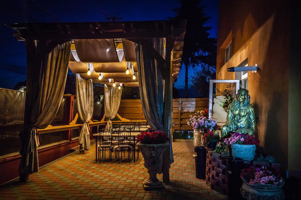 Cleopatra Residence Iasi Ngoại thất bức ảnh